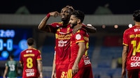 ¡Julián Quiñones festejó su nominación al Balón de Oro con GOL! Al Qadsiah empató 3-3 con Al Ettifaq