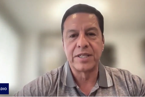 Archundia explica qué debió hacer Santander en América-Pumas: ‘Dar un cambio adicional por conmoción’