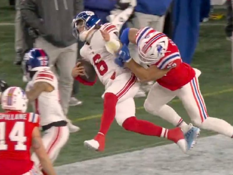 “Esto es football, no es soccer”: Jaxson Dart, QB de Giants, minimiza los golpes que recibe en la NFL