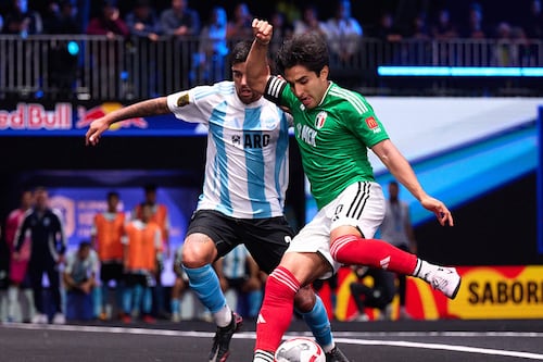 México ELIMINÓ a Argentina con todo y el Kun Agüero; enfrentará a Brasil en Semifinales del Mundial de la Kings League