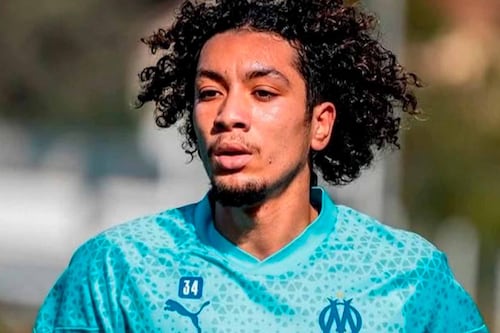 Futbolista Bilal Nadir del Marsella se DESVANECIÓ en partido de la Ligue 1 (VIDEO)