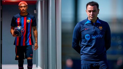 Xavi Hernández alabó el nivel del lateral mexicano.