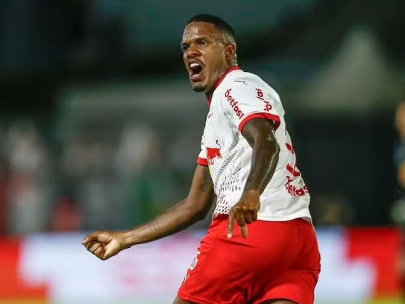 SUSPENDEN por 12 PARTIDOS a jugador que lanzó comentario sexista contra una árbitra