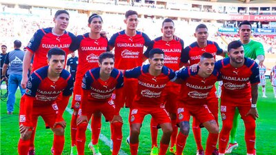 Chivas sumó su primer triunfo del torneo ante Necaxa