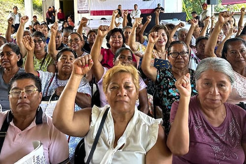 ¿Te pueden bloquear el pago de Pensión Bienestar 2025 en Septiembre por deberle impuestos al SAT?