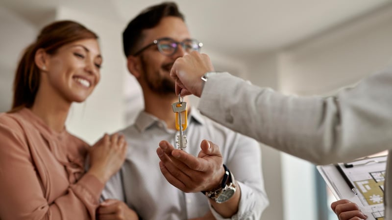Mi Primera Renta 2026: Requisitos para inscribirte al programa que da $2,500 a jóvenes