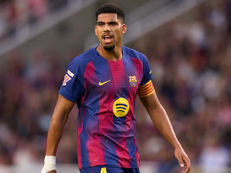 Ronald Araújo vuelve de su viaje espiritual a Israel y ya tiene fecha para reaparecer con Barcelona