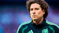‘Si es por legado lleven a Jorge Campos’; en LUP consideran un ‘homenaje’ llevar a Memo Ochoa al Mundial