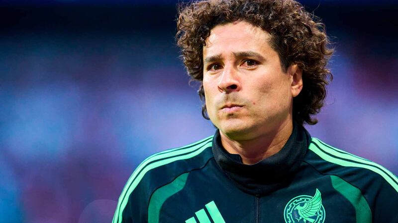 ‘Si es por legado lleven a Jorge Campos’; en LUP consideran un ‘homenaje’ llevar a Memo Ochoa al Mundial