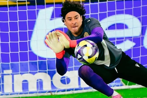 ¡Le metieron otros 3! Guillermo Ochoa volvió a perder con el AEL Limassol en Chipre