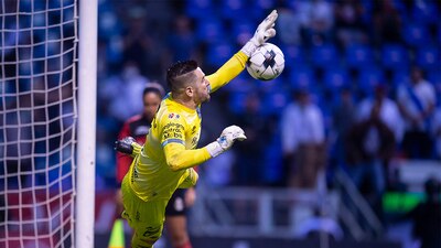 Antony Silva se mandó dos atajadas en la tanda de penales.