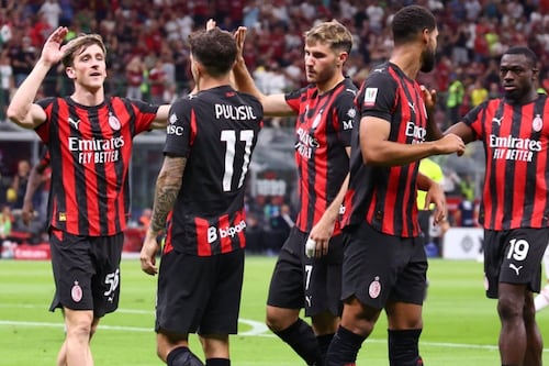 ¡Santiago Gimenez asistió! Milan derrota al Bari y avanza en la Coppa Italia