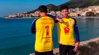 ¡Merecido homenaje! Ajaccio saca a la venta jersey conmemorativo de Guillermo Ochoa