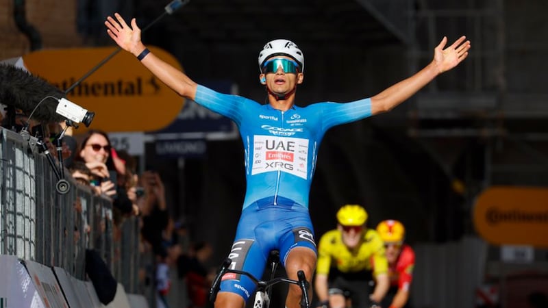 ¡Histórico! Isaac del Toro es el primer mexicano que gana la Tirreno Adriático (VIDEO)