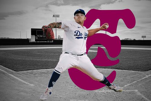 Julio Urías SE UNE a PRETEMPORADA de Tomateros tras sanción por violencia doméstica en Grandes Ligas