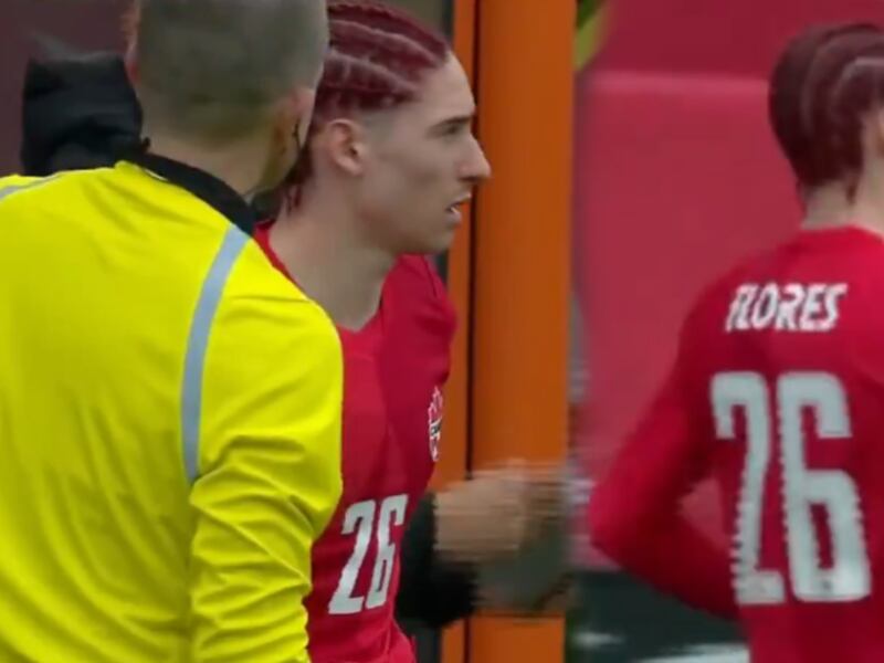 Marcelo Flores YA DEBUTÓ con Canadá y vinieron de un 0-2 para EMPATARLE a Islandia (VIDEO)