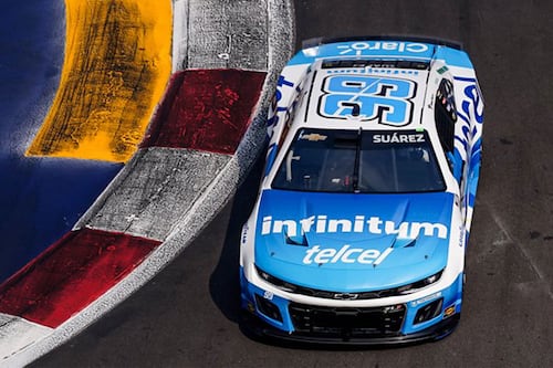 Daniel Suárez acabó en el lugar 19 de la histórica primera carrera de NASCAR Cup Series en nuestro país (VIDEO)