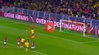 Borussia Dortmund tiene VIDA: Guirassy anotó penal a lo PANENKA al Barcelona y les ANULARON otro gol (VIDEO)