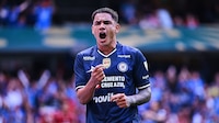 ¡Tremendo partidazo! Cruz Azul le arrebató triunfo al Toluca con gol al 95′ del Toro Fernández
