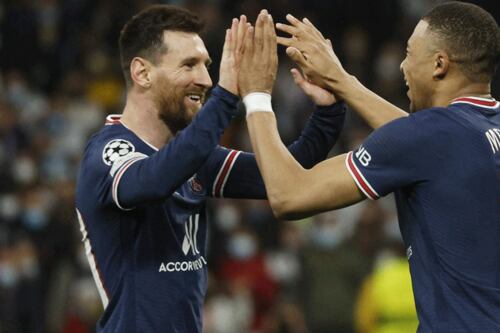 ‘No tuvo el respeto que se merecía en Francia’: Mbappé defendió a Messi tras salir del PSG