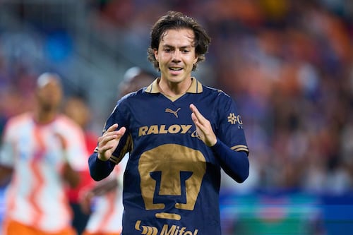 ¡Sebastián Córdova queda fuera todo el 2026! Pumas confirma rotura de ligamento cruzado