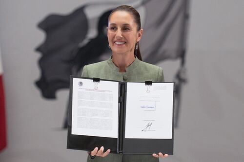 ¿Claudia Sheinbaum reducirá la edad para jubilarse y recibir pensión? Esto se sabe de la propuesta de Ley