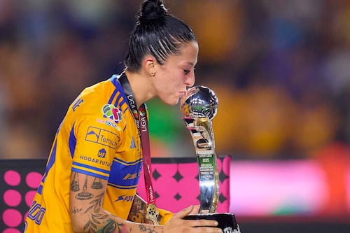 Jenni Hermoso suma otro trofeo: De ganar la Liga MX Femenil a levantar la Nations League con España