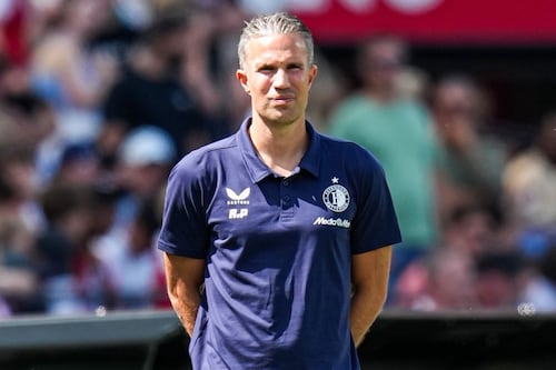 Robin van Persie deja en el aire el futuro de Stephano Carrillo: “Los jóvenes necesitan minutos”