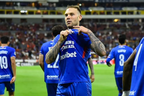 Rodolfo Rotondi iniciaría en la banca ante América y podría no jugar; Joel Huiqui lo decidirá