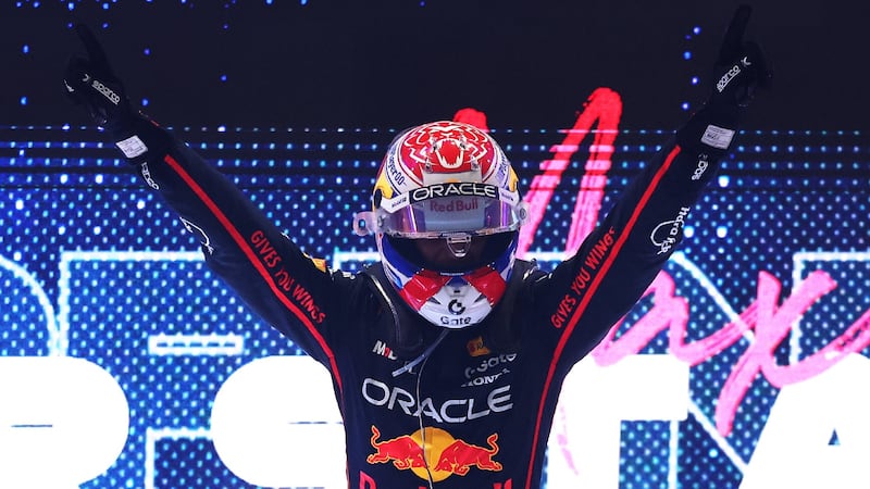 ¡Verstappen SUEÑA con el título! Espectacular triunfo en Qatar para rebasar a Piastri y acercarse a Norris