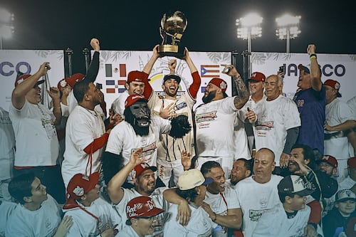 En PARTIDAZO entre MEXICANOS, Charros de Jalisco ES CAMPEÓN en Serie del Caribe sobre Tomateros de Culiacán