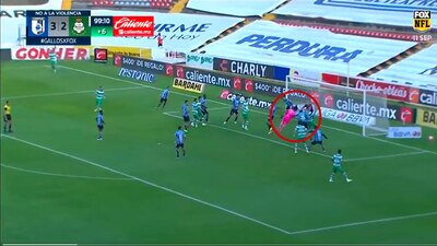 Carlos Acevedo rescató el empate para Santos con un cabezazo de último minuto